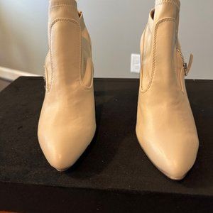 NEW CREAM FRANCO SARTO SHOE BOOTS WITH ZIPPERED SIDE.